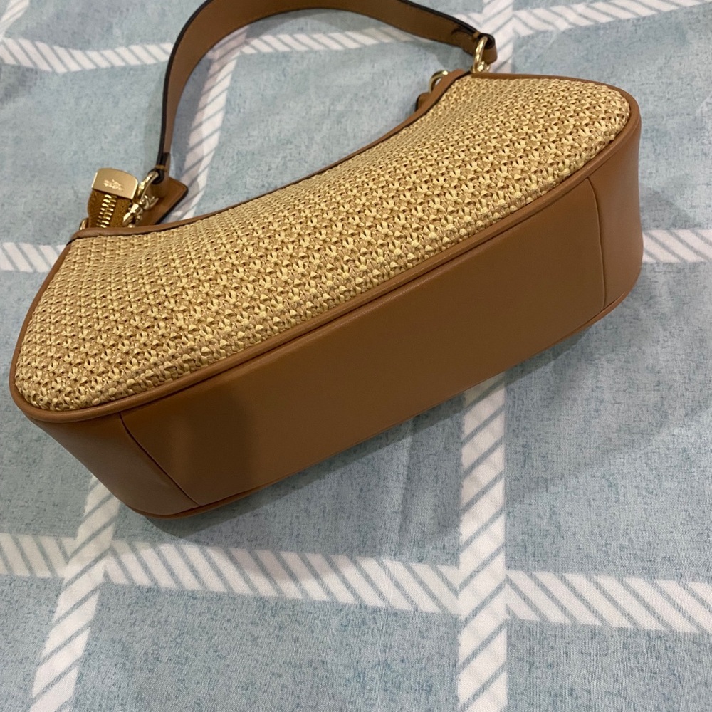 Coach Straw Hobo Bag in Natural/Cognac - Picture 8 of 9